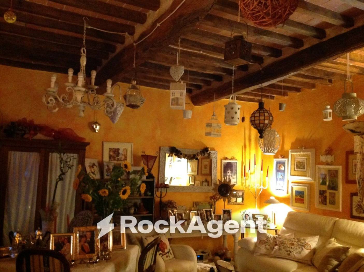 Casa indipendente in vendita a Seravezza