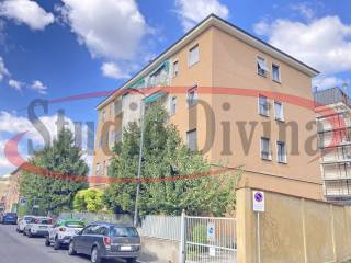 Bilocale via Brusuglio 42, Affori, Milano