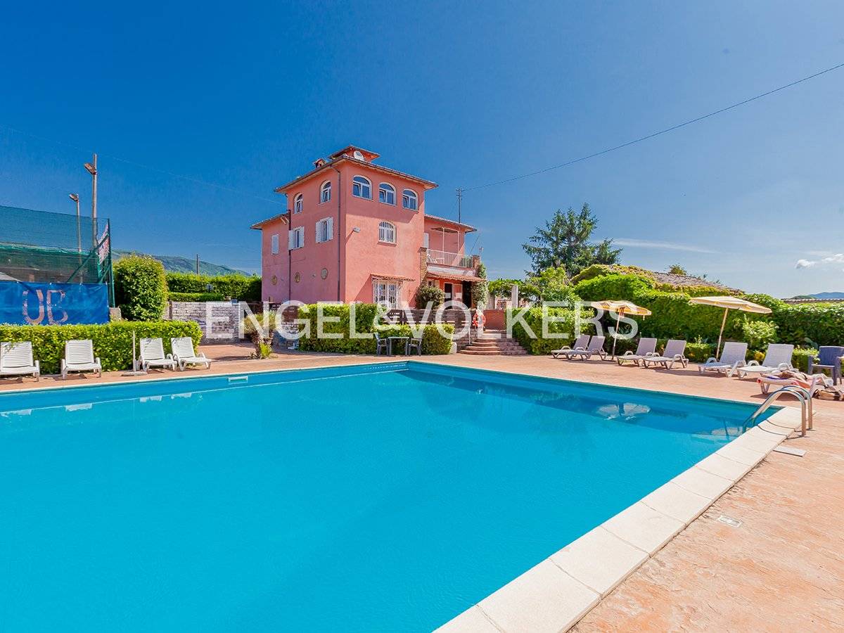 Villa in vendita a Velletri