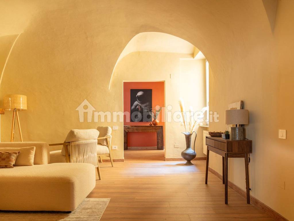 Salone