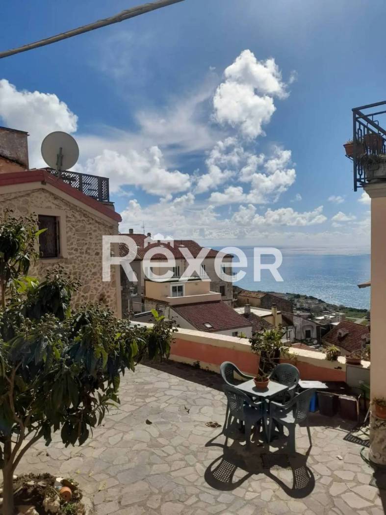 Casa indipendente in vendita a Belvedere Marittimo
