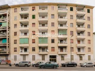 Trilocale via Paolo Solaroli 6/B, Vigentino - Fatima, Milano
