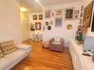 Trilocale viale Lucania, 21, Corvetto, Milano
