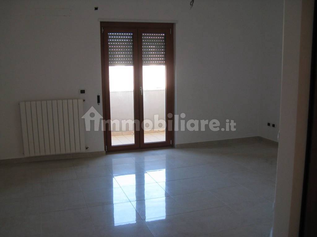 Bon Rental Mobil Vente Appartement Pisticci. Appartement 3 chambres en via Palmiro ...