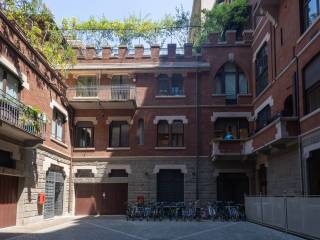 Quadrilocale via Giosuè Carducci 36, San Vittore, Milano