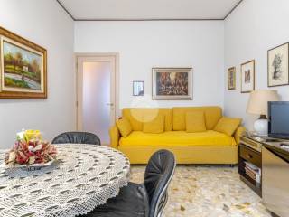 Bilocale viale Caterina da Forlì 28, Gambara, Milano