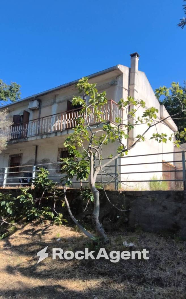 Casa indipendente in vendita a Grotteria