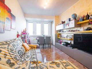 Bilocale via Alessandro Astesani 41, Affori, Milano
