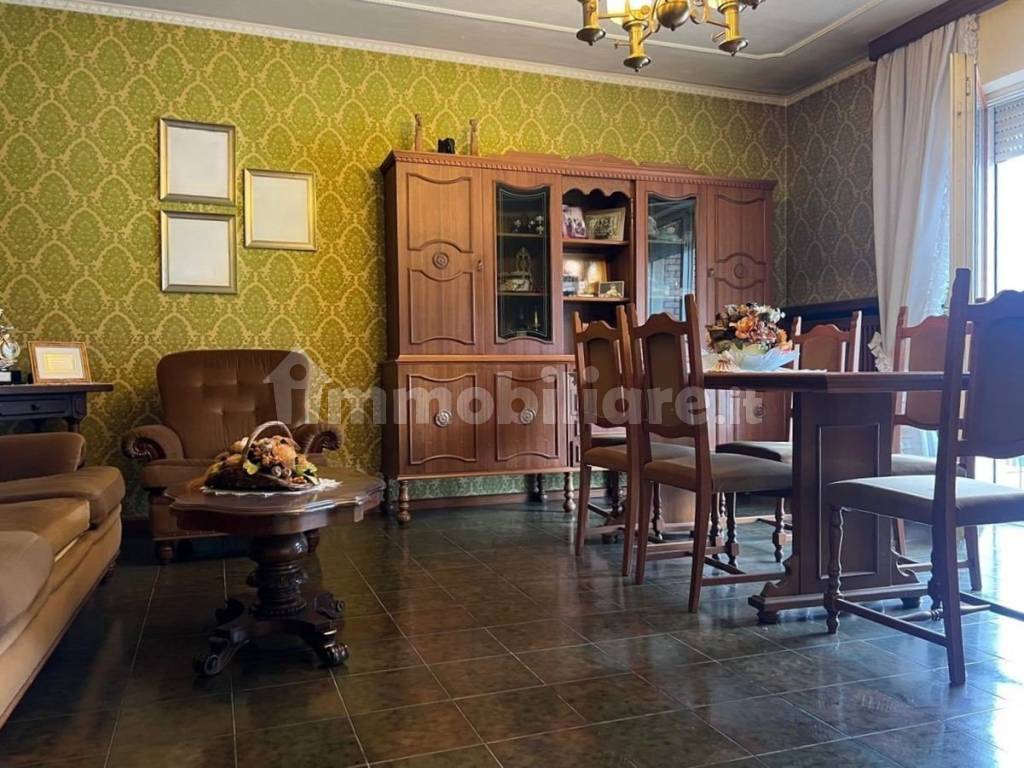 Salone