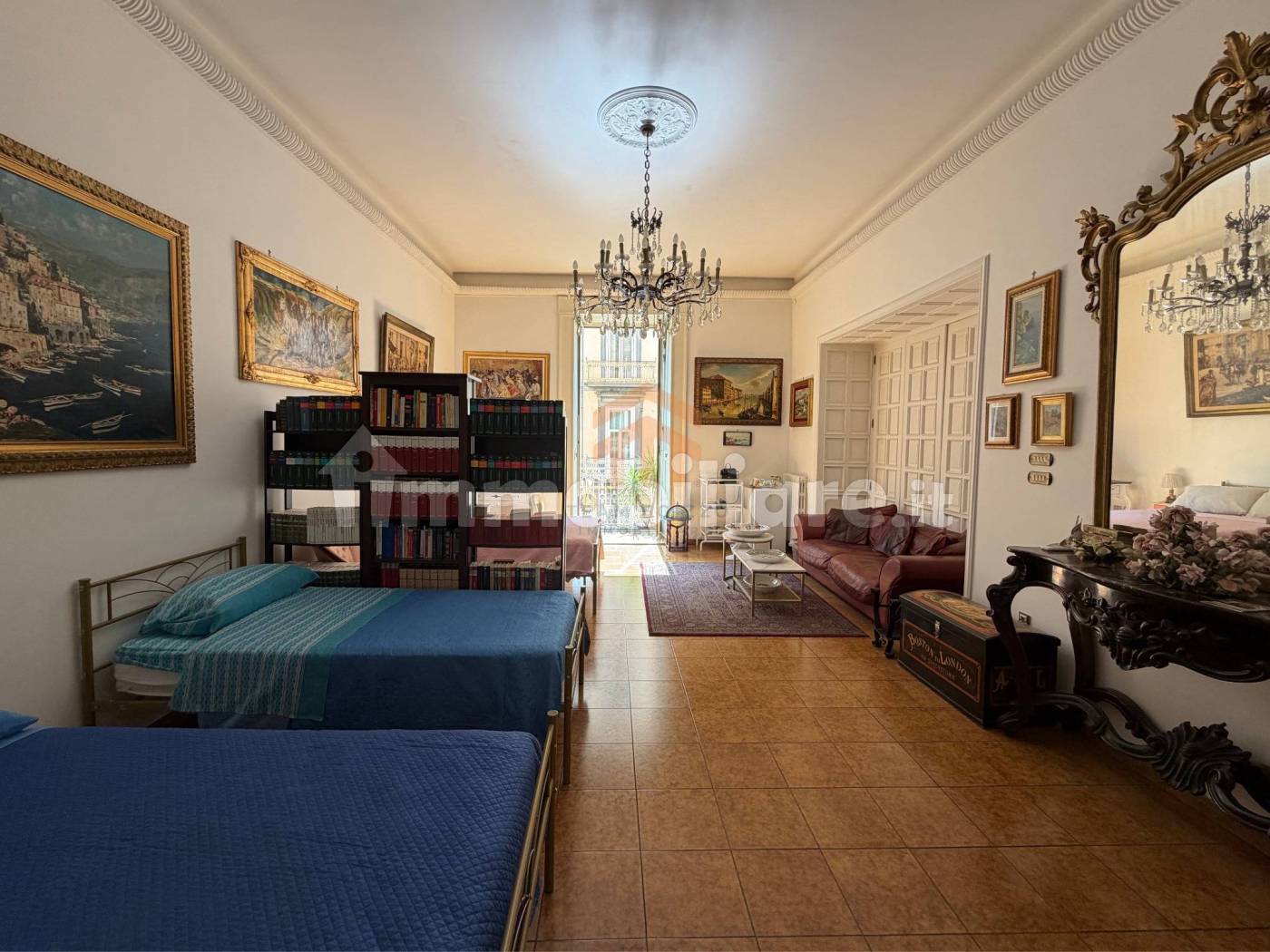 Appartamento in vendita a Napoli