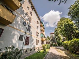 Trilocale viale Omero 17, Corvetto, Milano