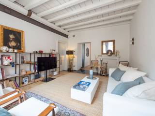 Bilocale via Tortona 28, Navigli - Darsena, Milano