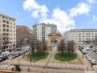 Quadrilocale via Amerigo Vespucci 1, Porta Nuova, Milano