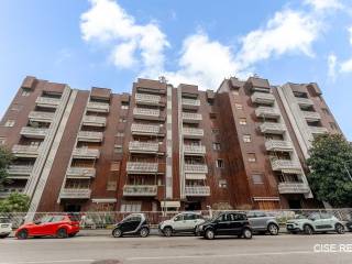 Appartamento via Broni 31, Vigentino - Fatima, Milano