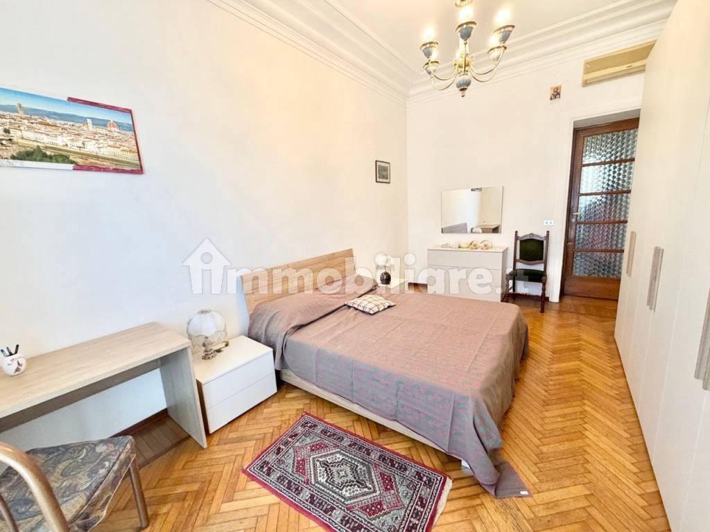 Stanza singola in Crocetta, foto 3 di 19