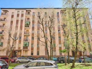 Trilocale via Alessandro Antonelli 5, Corvetto, Milano