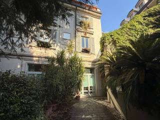 Villa unifamiliare piazza Sant'Ambrogio, Sant'Ambrogio, Milano
