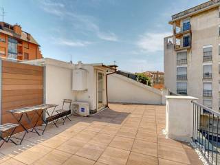 Attico ottimo stato, 55 m², Centrale, Milano