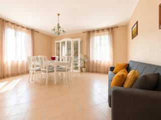 Salone