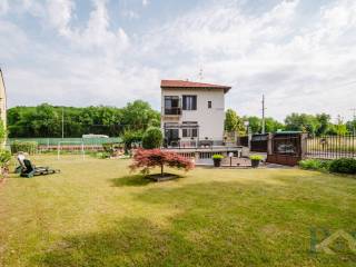 Villa unifamiliare via Novara 363, Quinto Romano, Milano