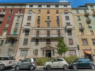 Trilocale via Vincenzo Foppa 10, Dezza, Milano