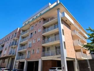 Trilocale via Antonio Meucci 85, Ponte Nuovo, Milano