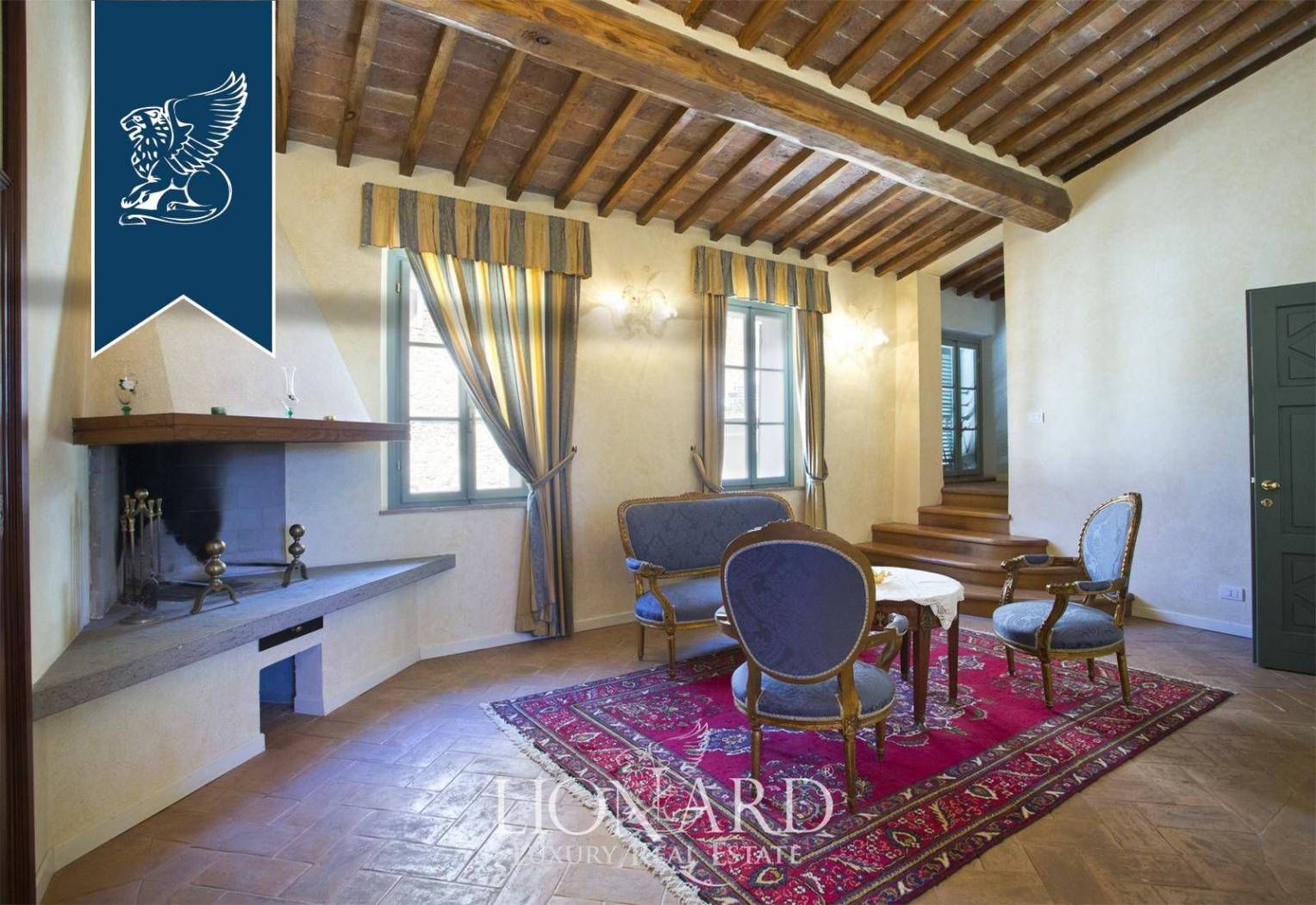 Palazzo - Edificio in vendita a Chianciano Terme