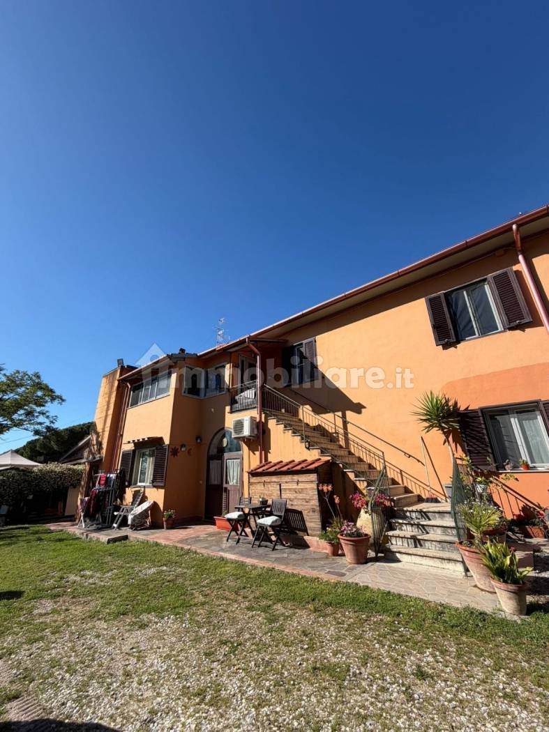 Appartamento in vendita a Livorno