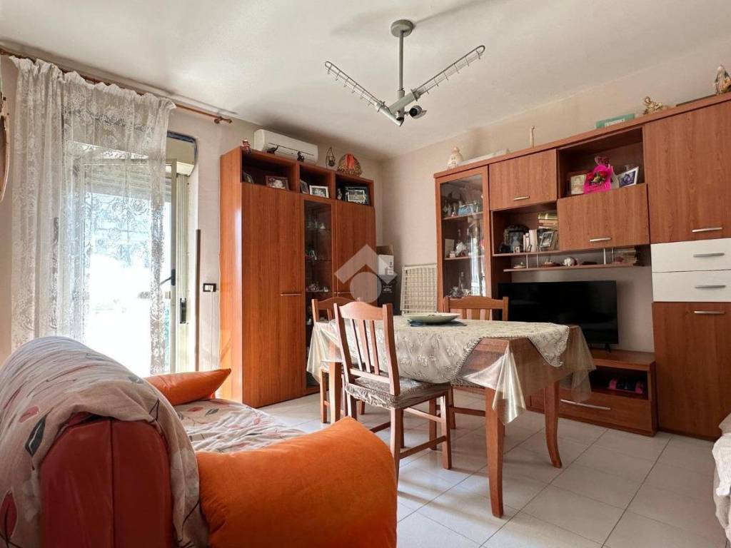 Salone