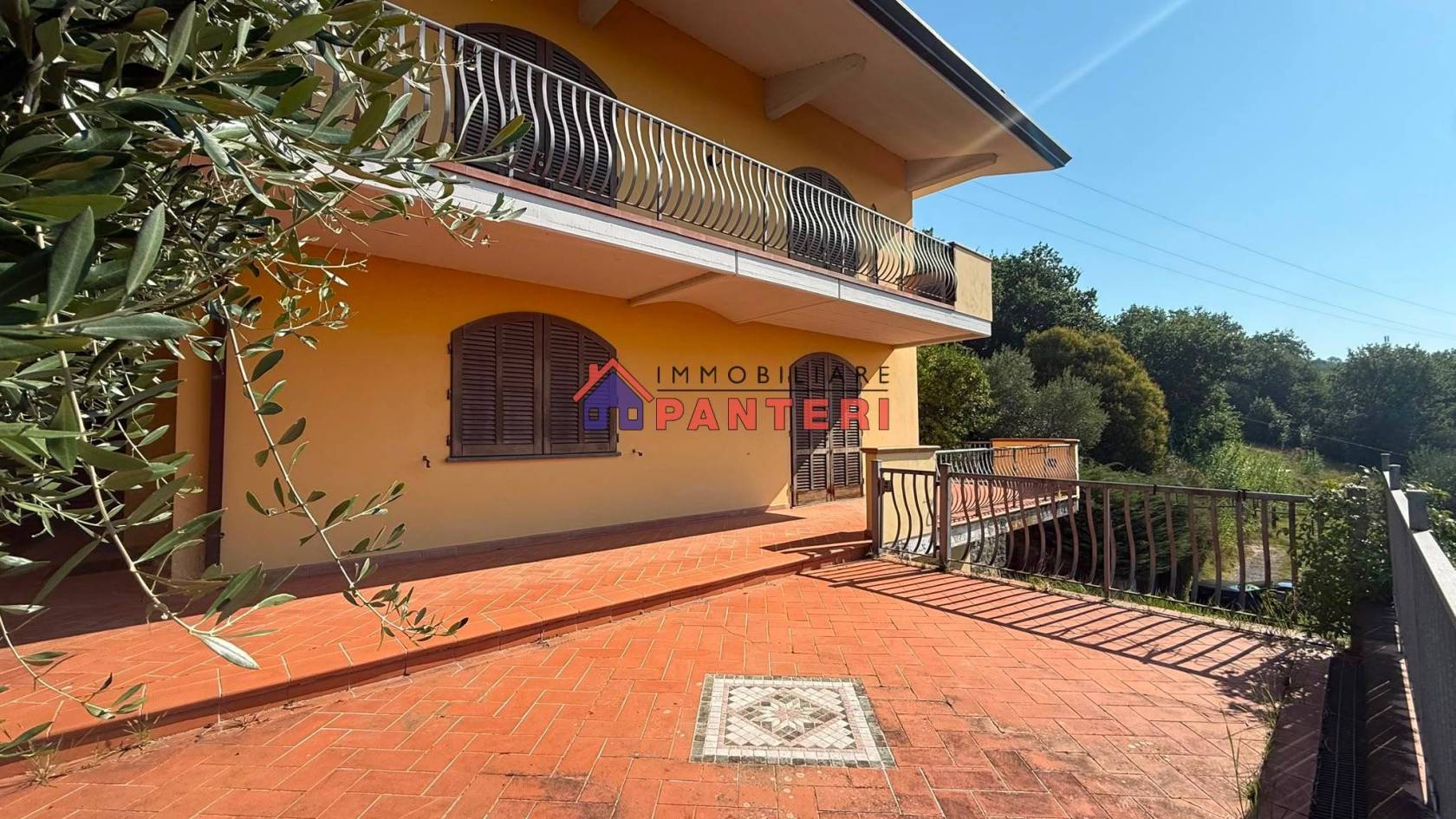 Villa in vendita a Uzzano