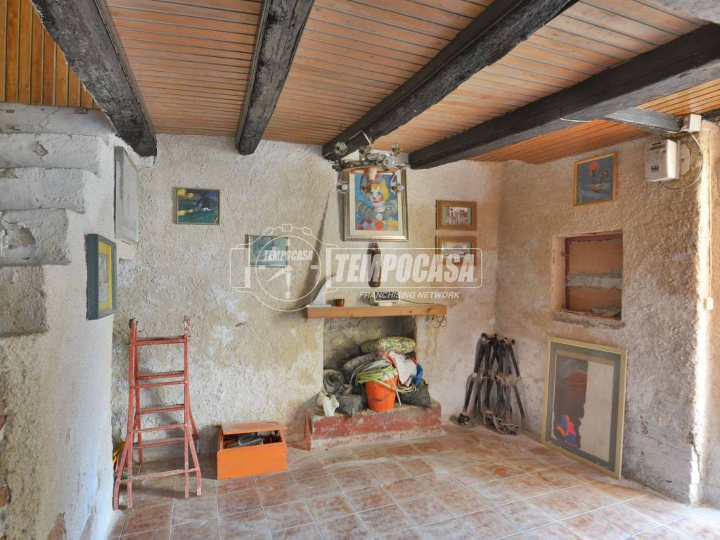 Salone