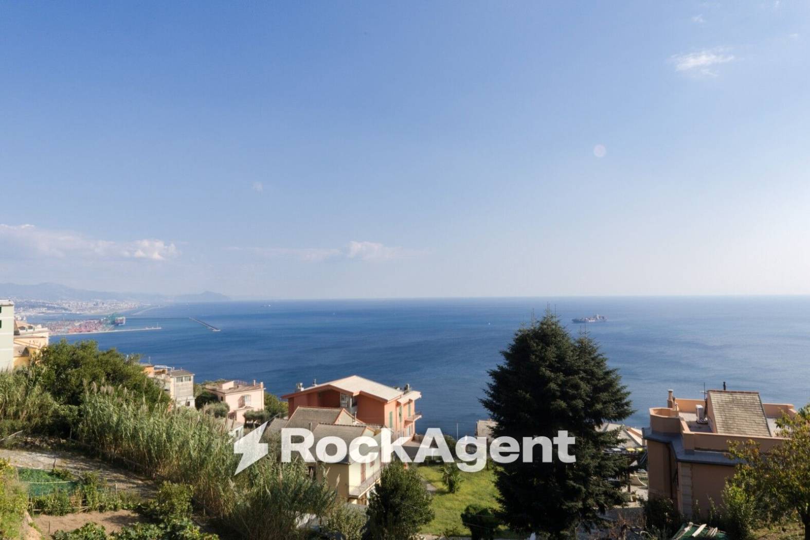 Appartamento in vendita a Genova