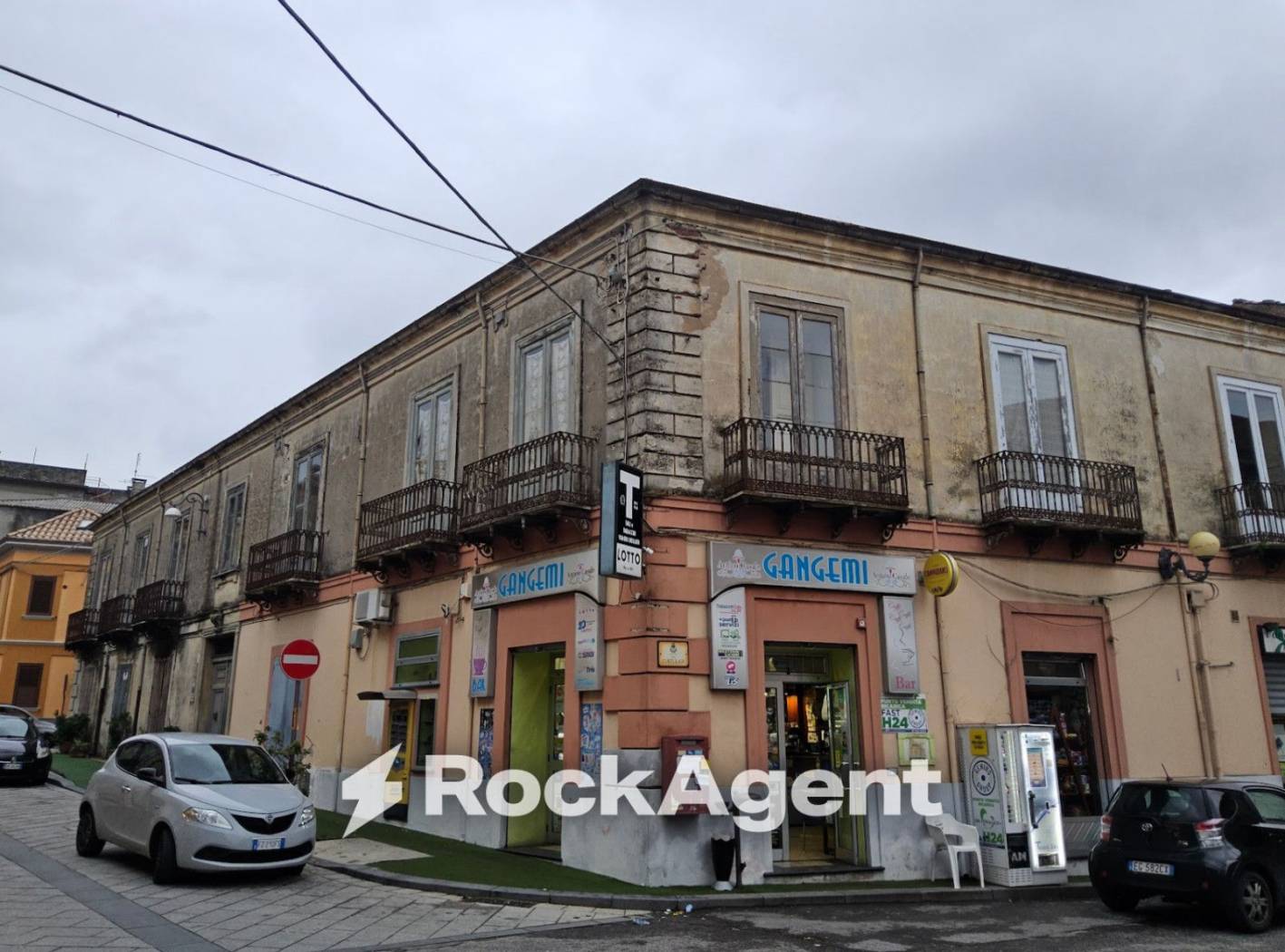 Palazzo - Edificio in vendita a Cittanova