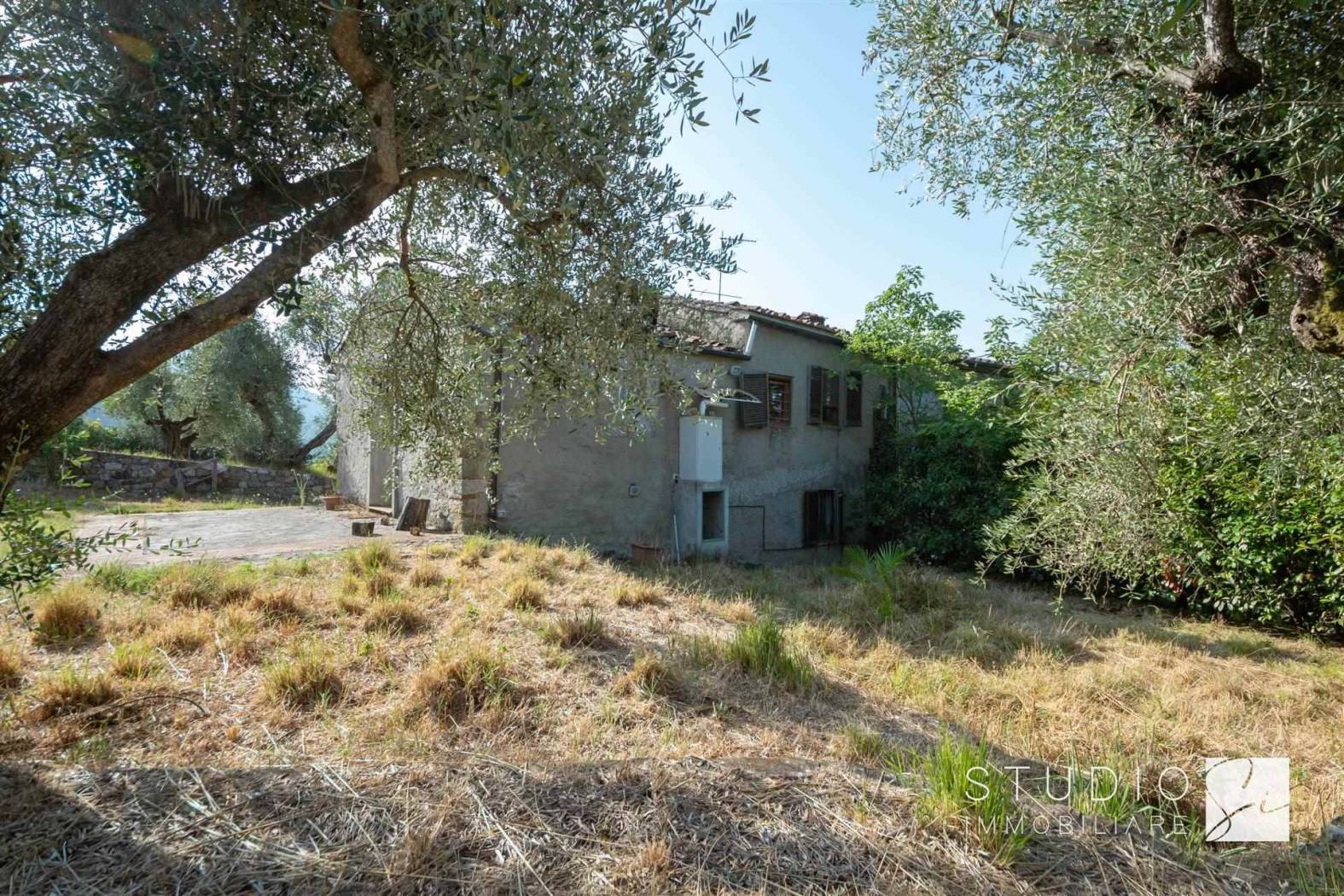 Rustico - Casale in vendita a Montemurlo