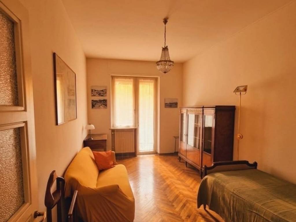 Stanza singola in Borgo Po, foto 7 di 12