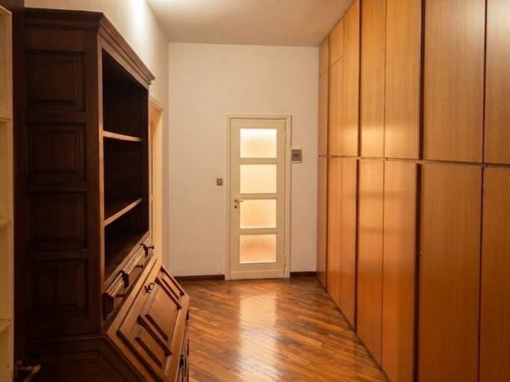 Stanza singola in Borgo Po, foto 8 di 12
