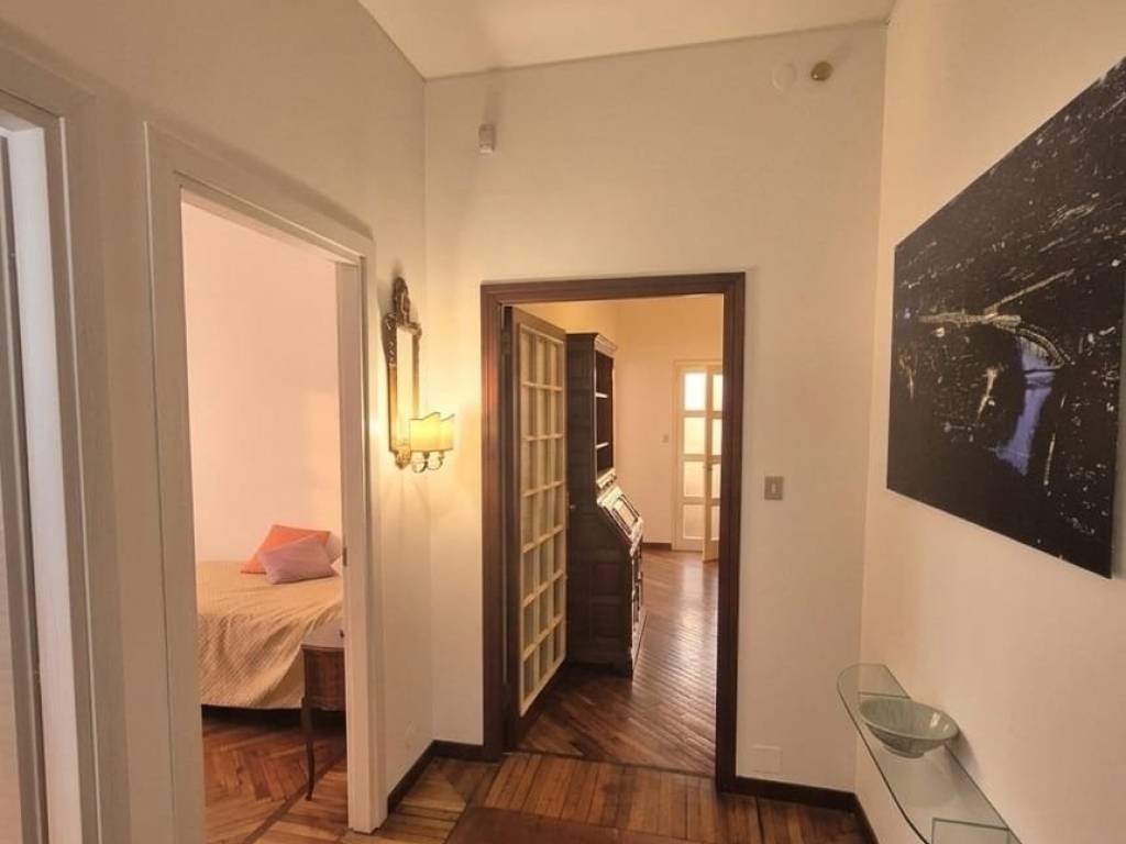 Stanza singola in Borgo Po, foto 9 di 12