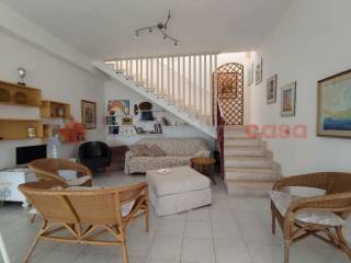 Salone