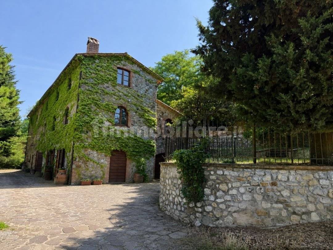 Appartamento in affitto a Ficulle