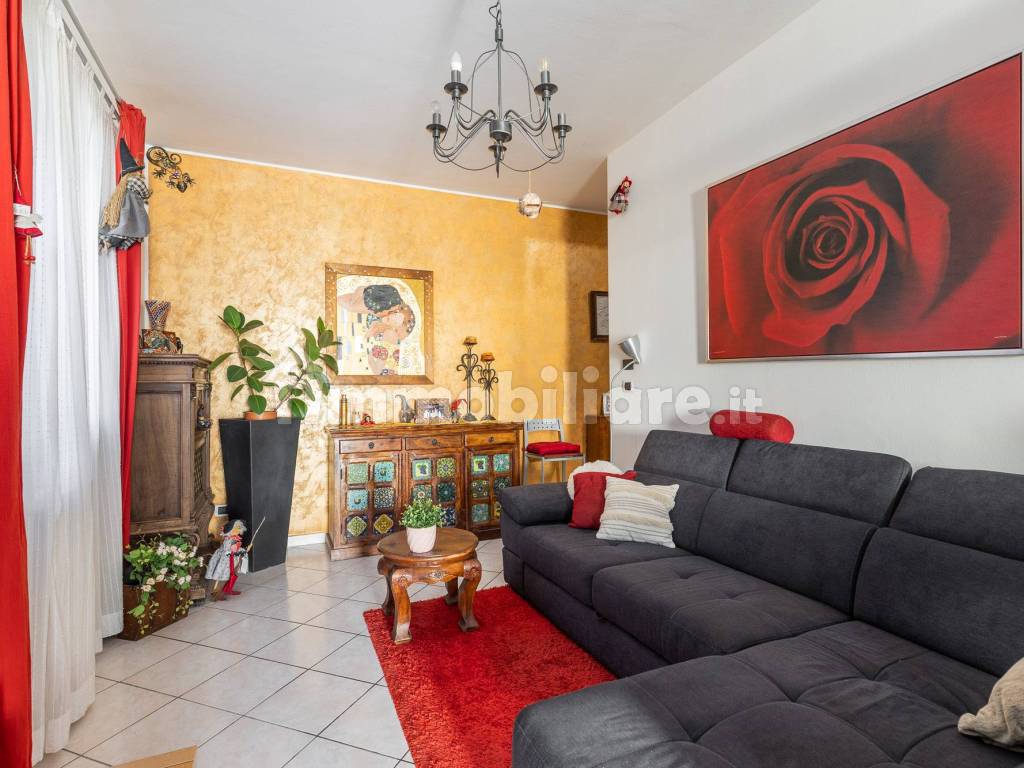 Salone