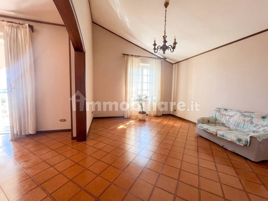 Salone