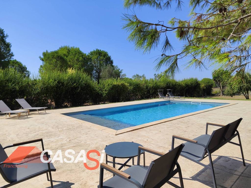 Piscina
