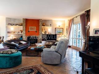 Salone