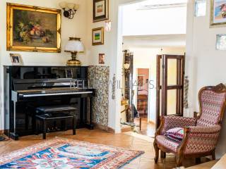 Salone