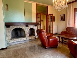Salone