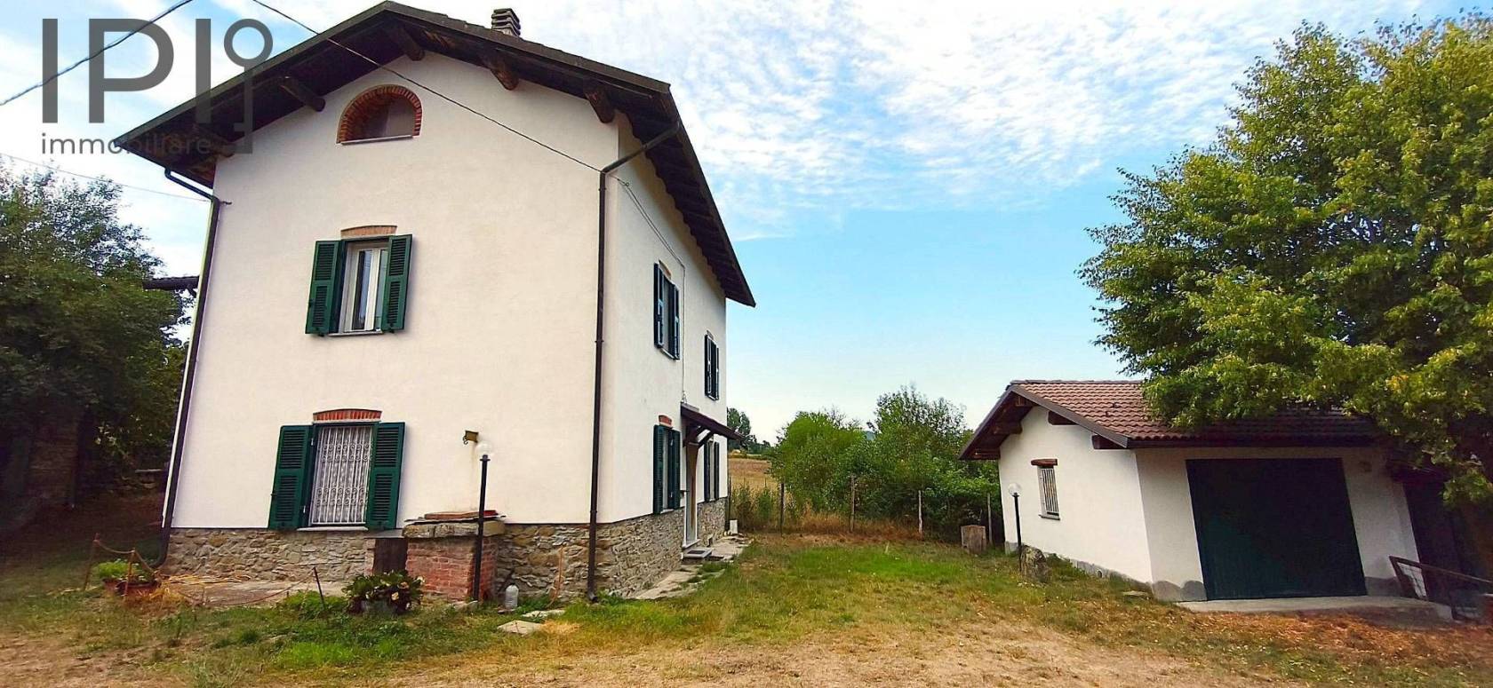 Casa indipendente in vendita a Pareto