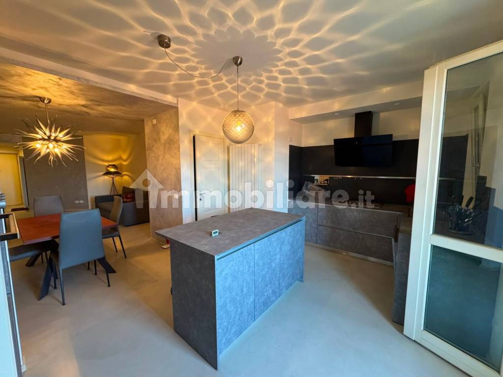 Salone