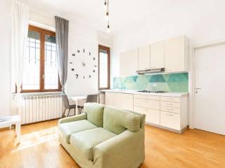 Bilocale via Belinzaghi 21, Farini, Milano