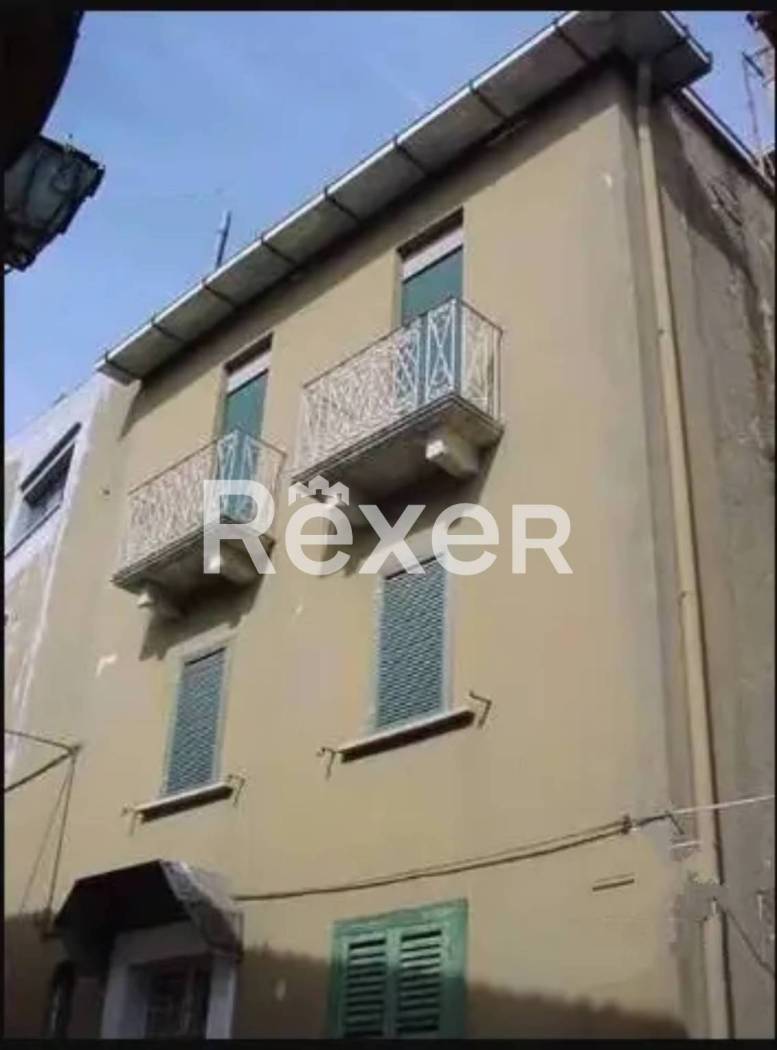 Palazzo - Edificio in vendita a Gagliano Aterno