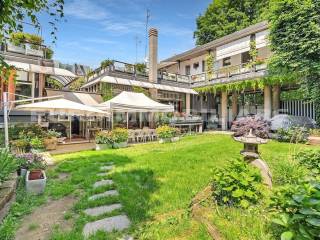 Villa a schiera via Lampugnano, Trenno, Milano